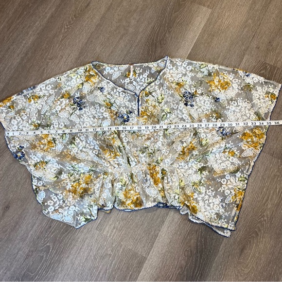 Free People Chrissy floral cream lace sheer Kimono oversized butterfly b… - Picture 4 of 7